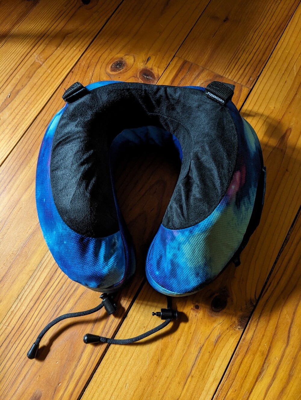 Cabeau Evolution S3 Travel Pillow -Black Galaxy Rainbow Memory Foam Neck - Picture 2 of 4